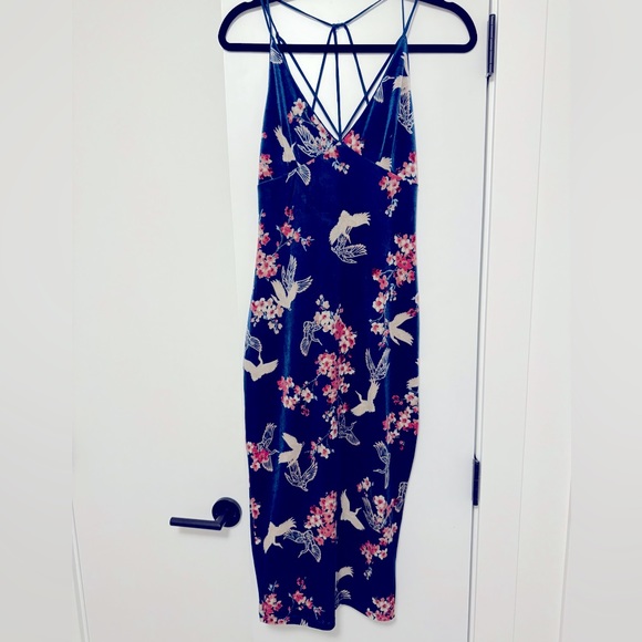 Velvet Japanese style dress - Picture 1 of 2